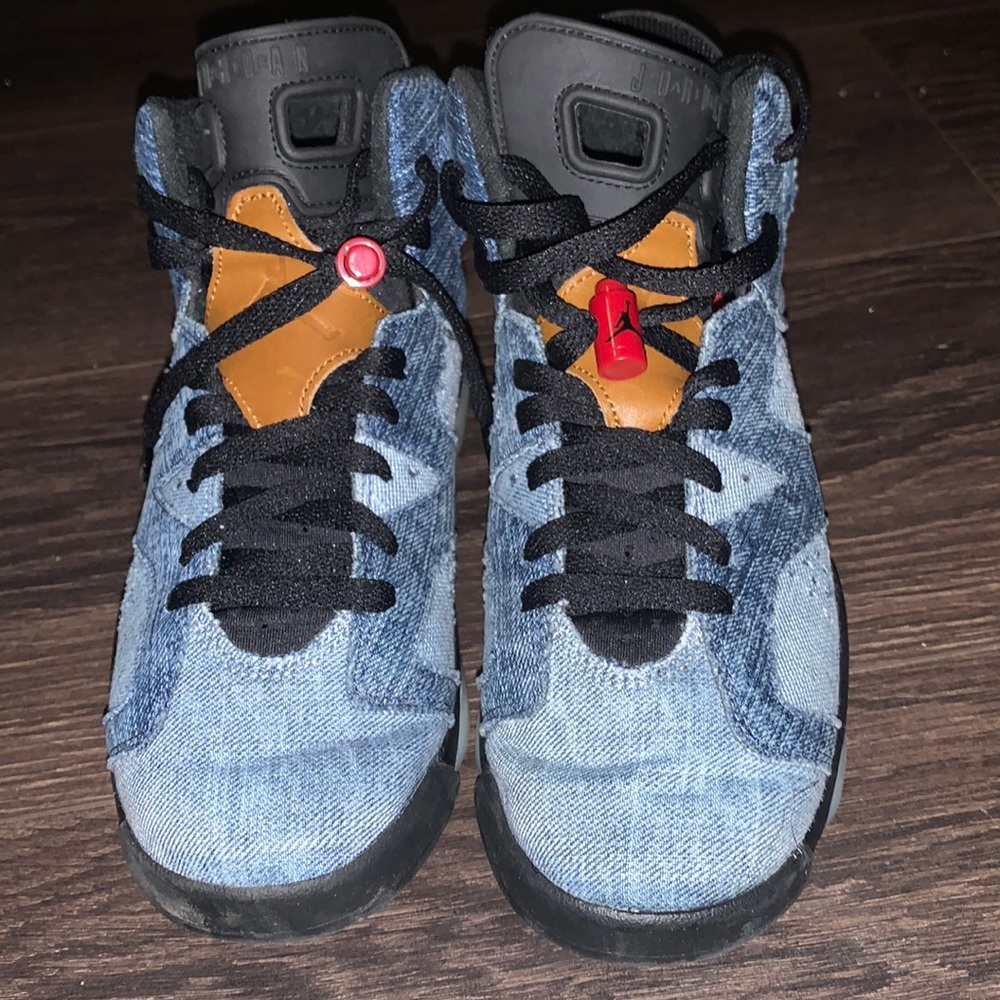 Air Jordan 6 Retro